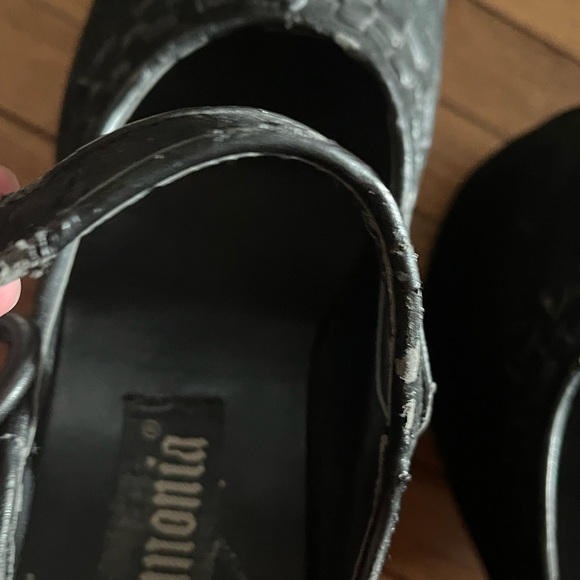 Rare Vintage Demonias Charade-8 platform velvet heels - Picture 4 of 6